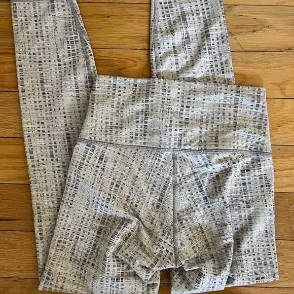 Lululemon Wunder Under Pant *High/Low Leggings Size 4 - Picture 2 of 7